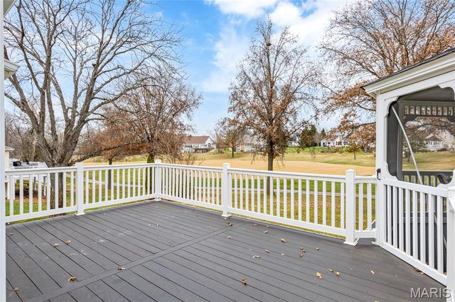 142 Newgrange Pass, Weldon Spring, MO 63304