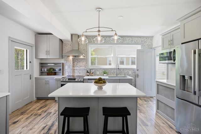 3629 Erie Avenue, Cincinnati, OH 45208