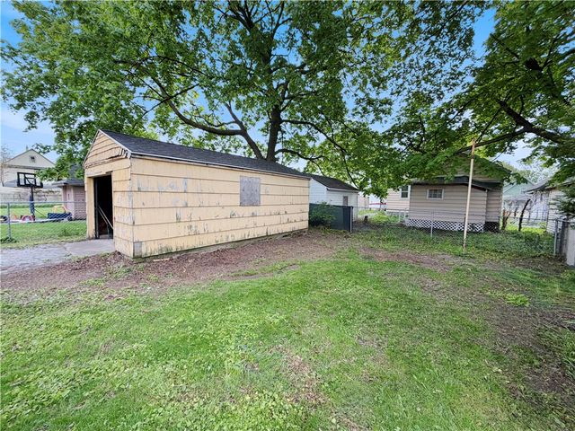 35 Wakefield Street, Rochester, NY 14621