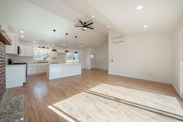 17021 Treat Avenue, Anderson, CA 96007