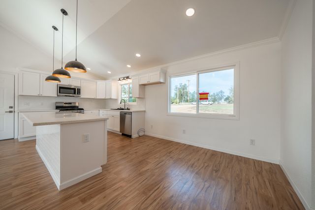 17021 Treat Avenue, Anderson, CA 96007