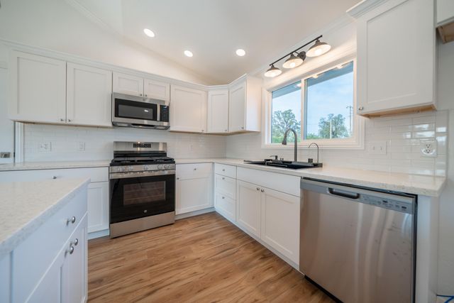 17021 Treat Avenue, Anderson, CA 96007