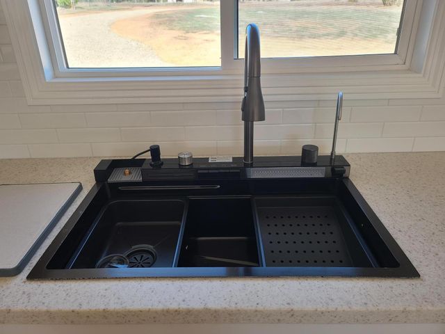 17021 Treat Avenue, Anderson, CA 96007