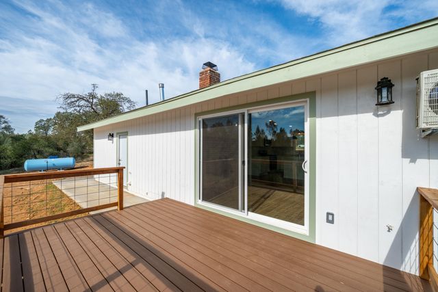 17021 Treat Avenue, Anderson, CA 96007