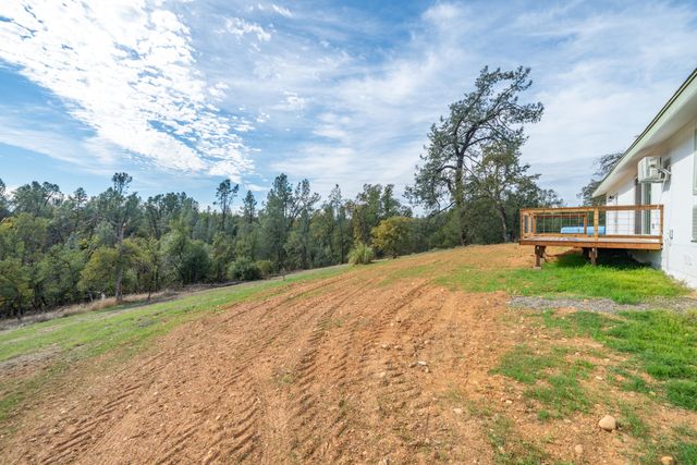 17021 Treat Avenue, Anderson, CA 96007