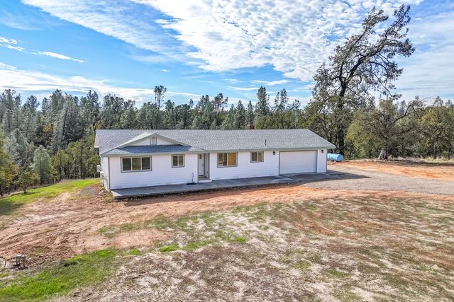 17021 Treat Avenue, Anderson, CA 96007