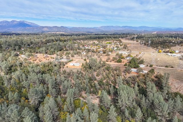 17021 Treat Avenue, Anderson, CA 96007