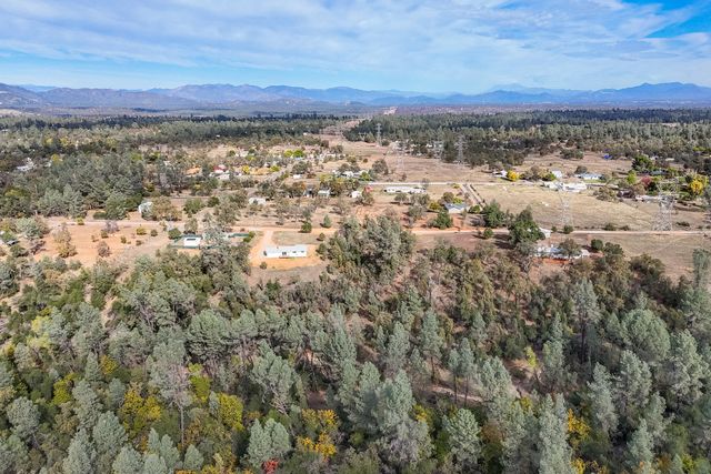 17021 Treat Avenue, Anderson, CA 96007