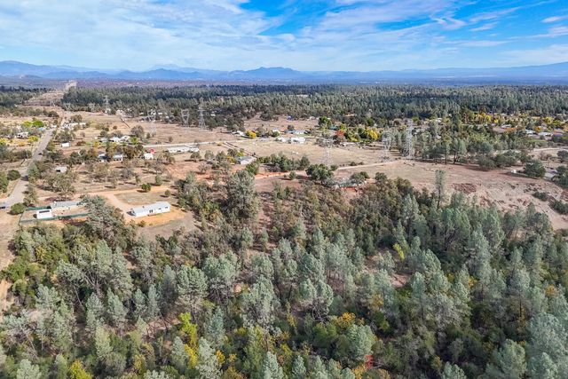 17021 Treat Avenue, Anderson, CA 96007