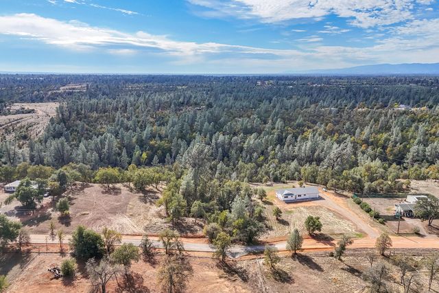 17021 Treat Avenue, Anderson, CA 96007