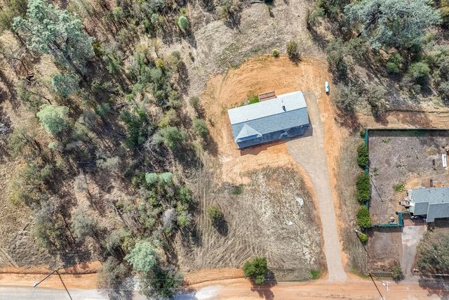 17021 Treat Avenue, Anderson, CA 96007