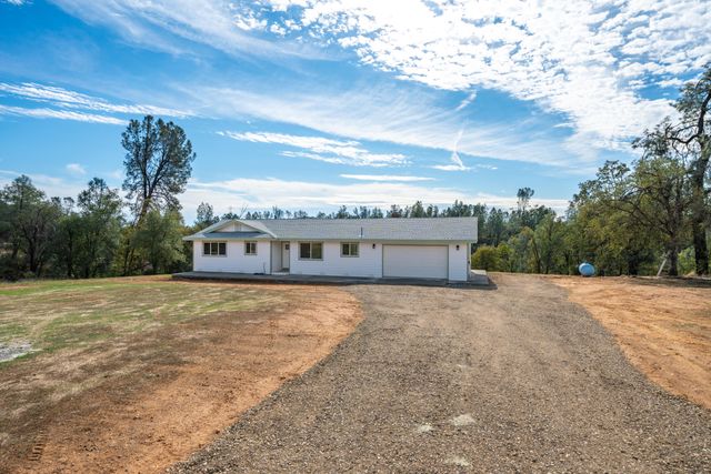 17021 Treat Avenue, Anderson, CA 96007