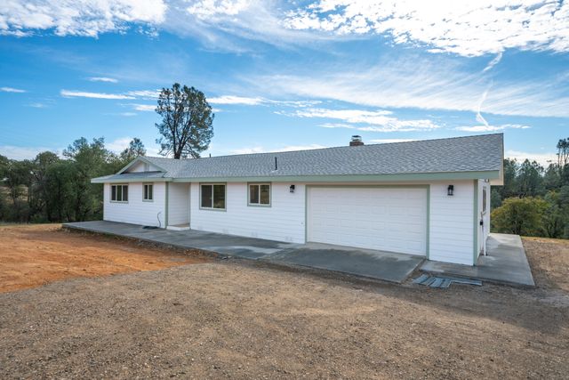 17021 Treat Avenue, Anderson, CA 96007