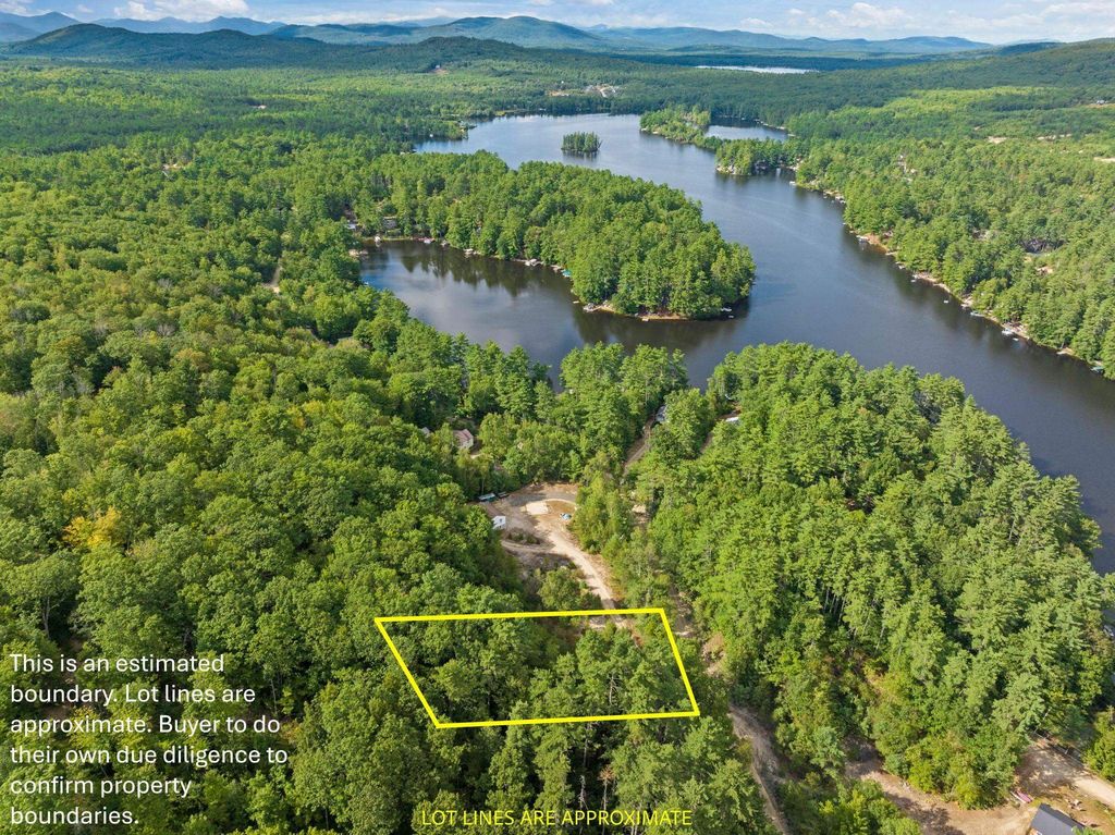 201 Beverly Hills Drive # 2, Wakefield, NH 03830