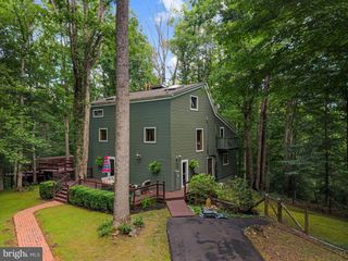 9914 CREST CT, Marshall, VA 20115