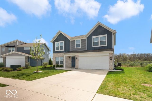 9707 Violet Circle, Indianapolis, IN 46239