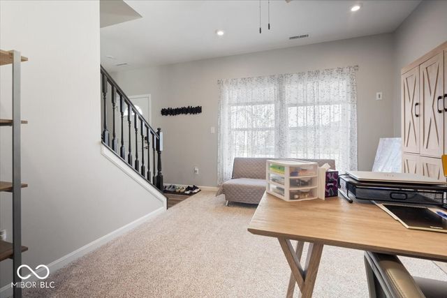 9707 Violet Circle, Indianapolis, IN 46239