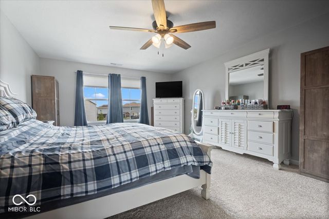 9707 Violet Circle, Indianapolis, IN 46239