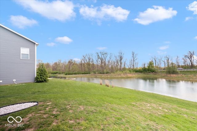 9707 Violet Circle, Indianapolis, IN 46239