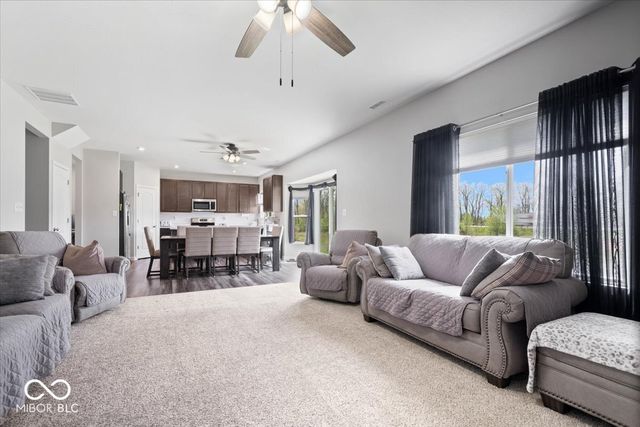 9707 Violet Circle, Indianapolis, IN 46239