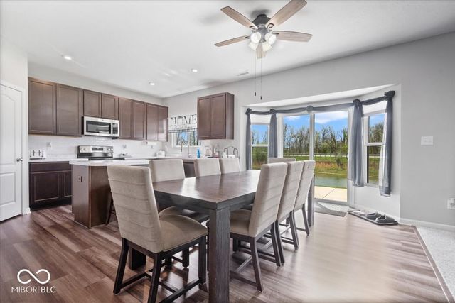 9707 Violet Circle, Indianapolis, IN 46239