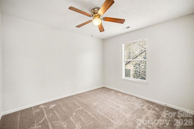 5806 Pennycross Lane, Charlotte, NC 28216