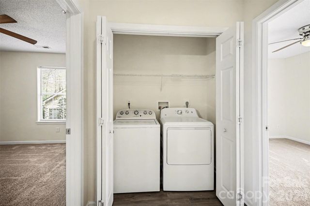 5806 Pennycross Lane, Charlotte, NC 28216