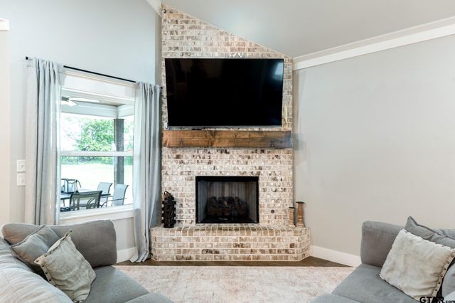 16215 Tulare, Lindale, TX 75771