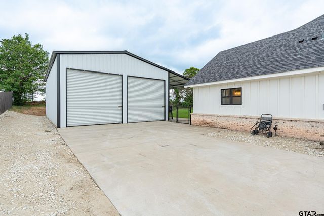 16215 Tulare, Lindale, TX 75771