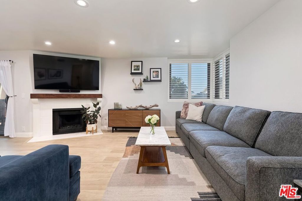 935 Main Street 206, El Segundo, CA 90245 — photo 3