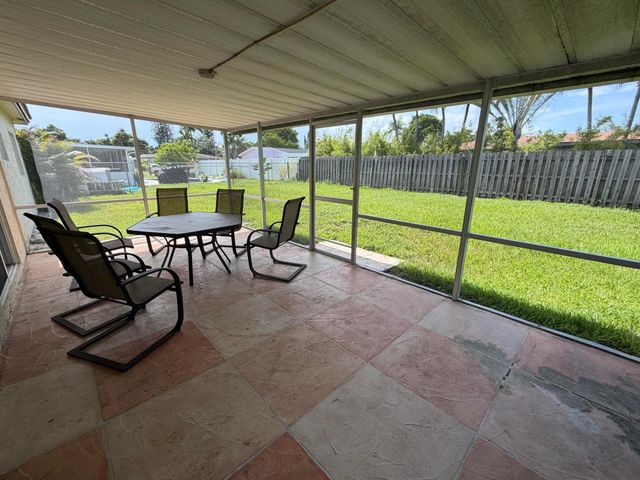 4733 BISON Street, Boca Raton, FL 33428
