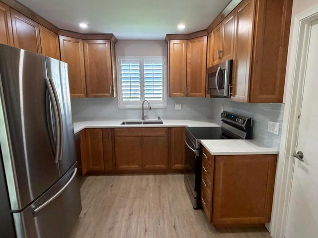4733 BISON Street, Boca Raton, FL 33428