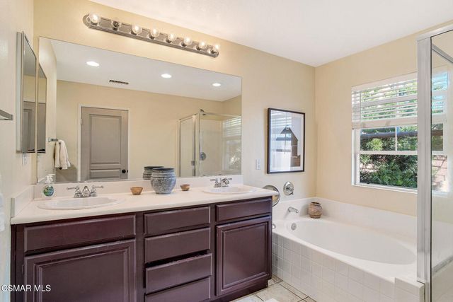 418 Arbor Court, Simi Valley, CA 93065