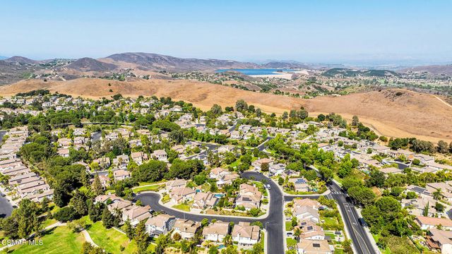 418 Arbor Court, Simi Valley, CA 93065