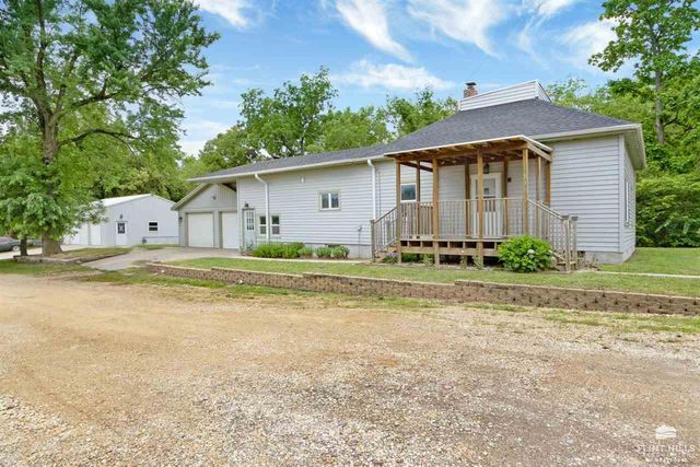 731 1st Street, Clay Center, KS 67432