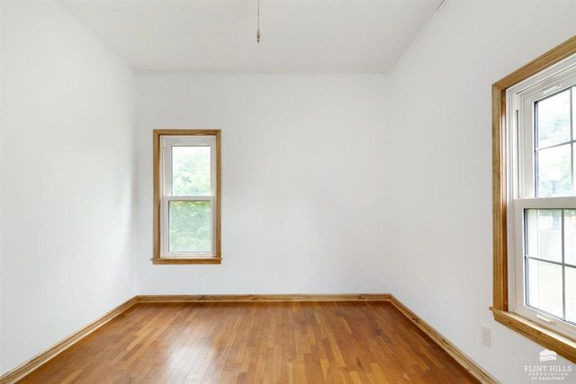 731 1st Street, Clay Center, KS 67432