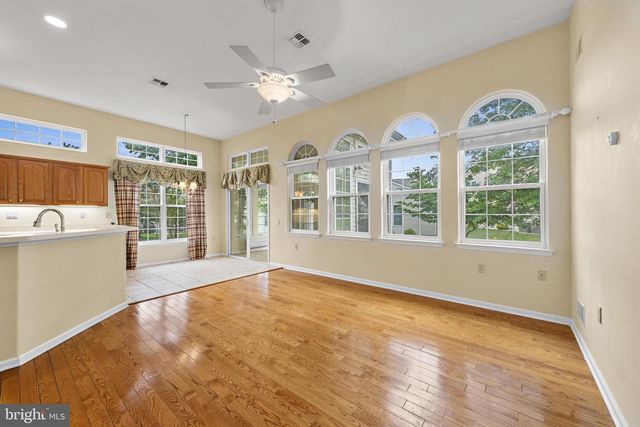 6 RAPIDS CT, Barnegat, NJ 08005