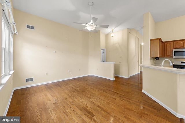 6 RAPIDS CT, Barnegat, NJ 08005