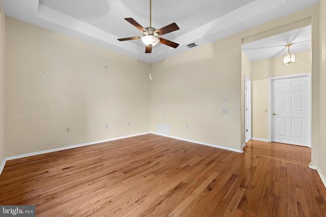 6 RAPIDS CT, Barnegat, NJ 08005