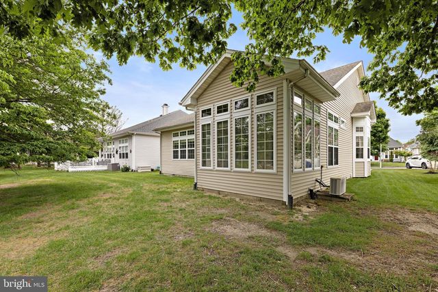 6 RAPIDS CT, Barnegat, NJ 08005