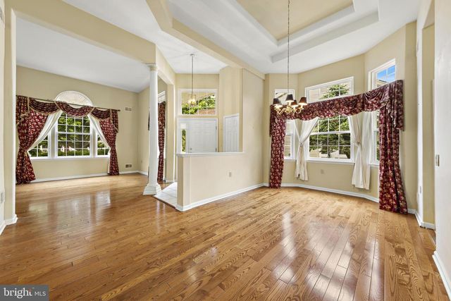 6 RAPIDS CT, Barnegat, NJ 08005