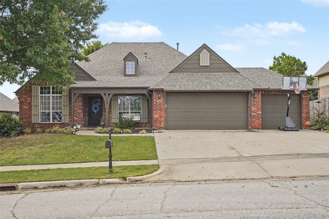 7501 E Jackson Street, Broken Arrow, OK 74014