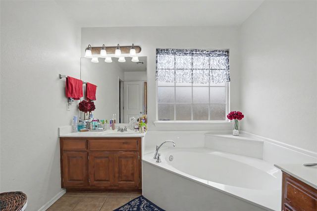 7501 E Jackson Street, Broken Arrow, OK 74014