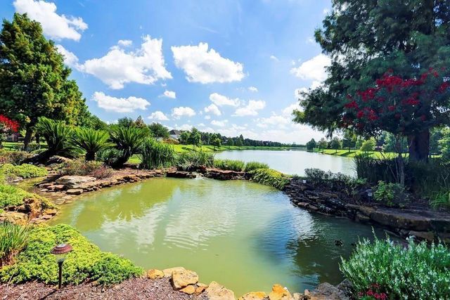 12335 Shadowvista Drive, Houston, TX 77082