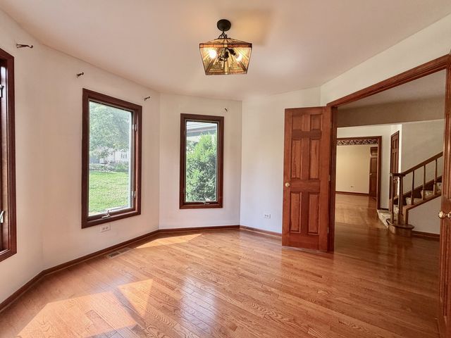 1 Genesee Court, Bolingbrook, IL 60440
