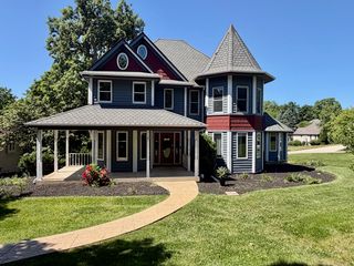 1 Genesee Court, Bolingbrook, IL 60440