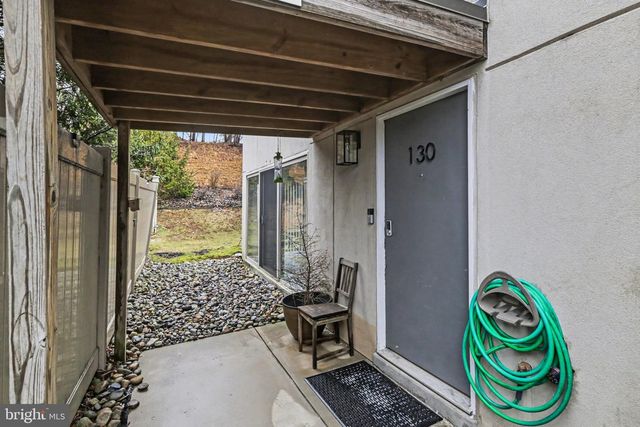 130 BLUE RIDGE CIR, Harrisburg, PA 17110