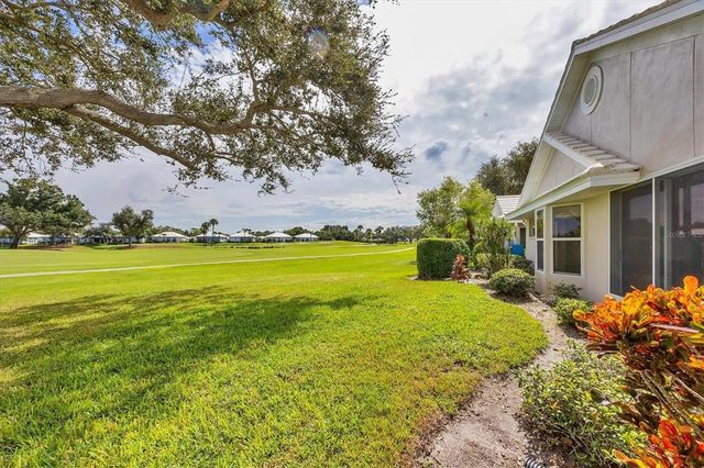 718 BRIGHTSIDE CRESCENT DRIVE 10, Venice, FL 34293