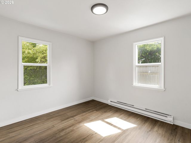 2324 E 16TH St, Vancouver, WA 98661
