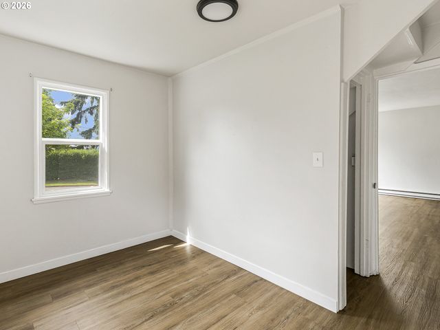 2324 E 16TH St, Vancouver, WA 98661